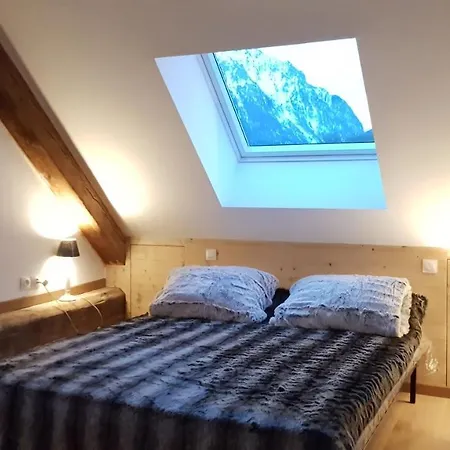Le Clos Des Chalmettes - La Grange Hébergement de vacances Allemont